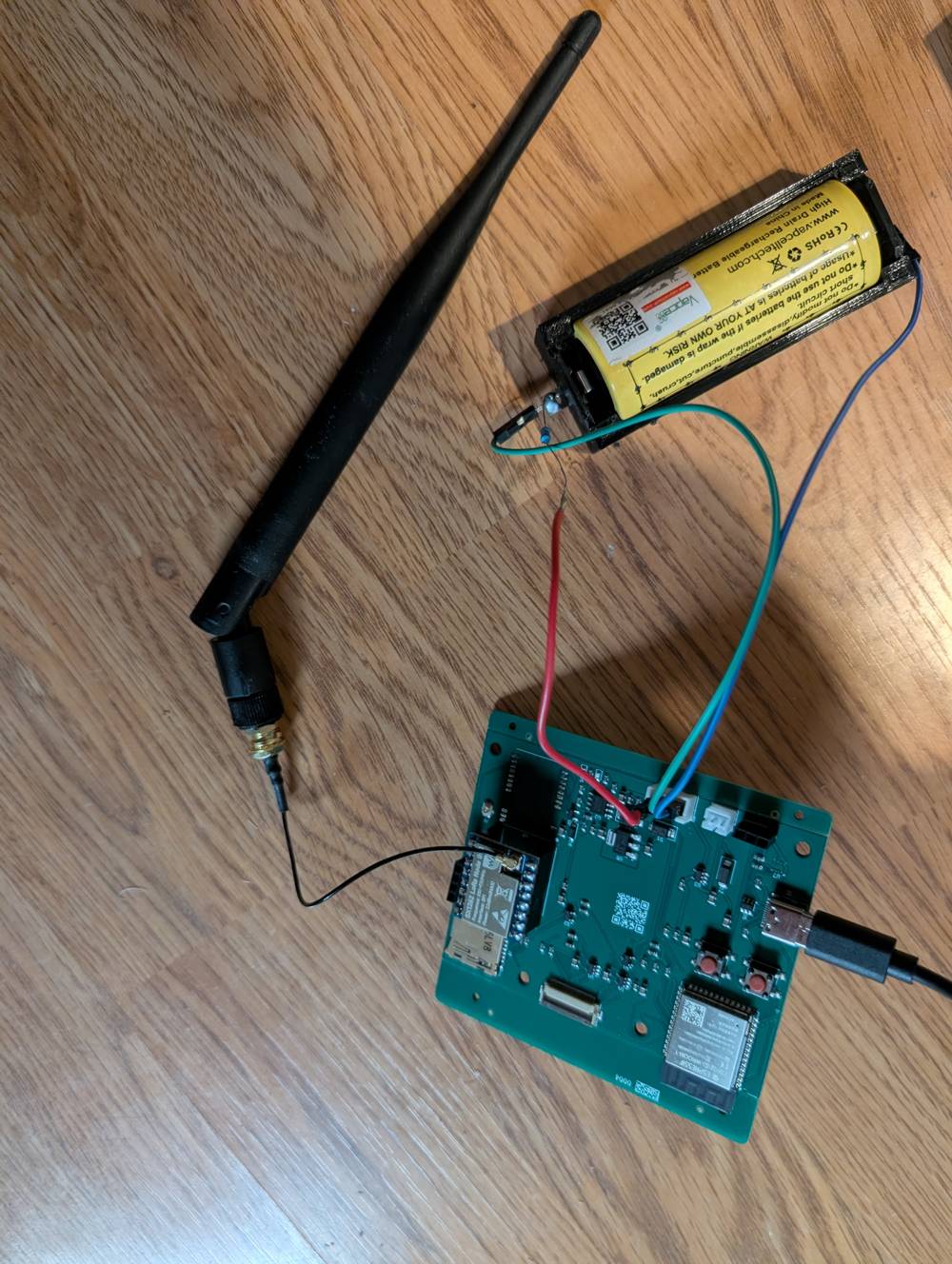 Pilot board running on the bench mesh with battery and antenna